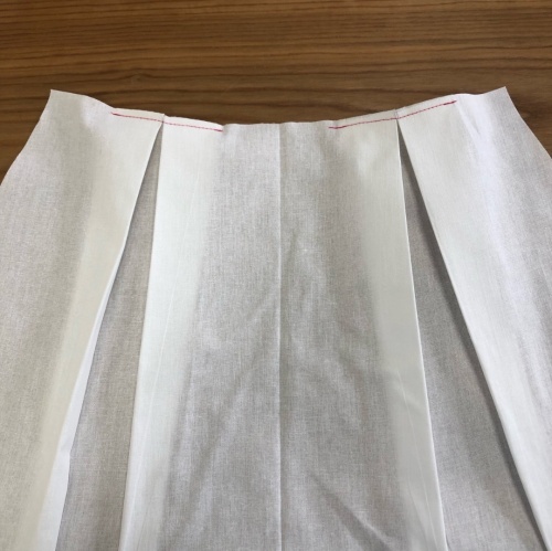 Платье в пол с принтом. Инструкция по распечатке выкроек и последовательность пошива фото