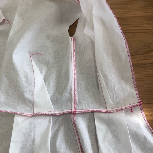 Платье в пол с принтом. Инструкция по распечатке выкроек и последовательность пошива фото