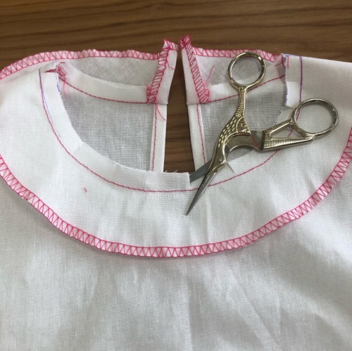 Платье А-силуэта с воланом. Фото-мастер-класс по пошиву фото