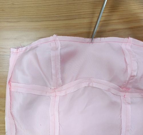 Приталенный сарафан с оборкой. Фото-мастер-класс по пошиву фото