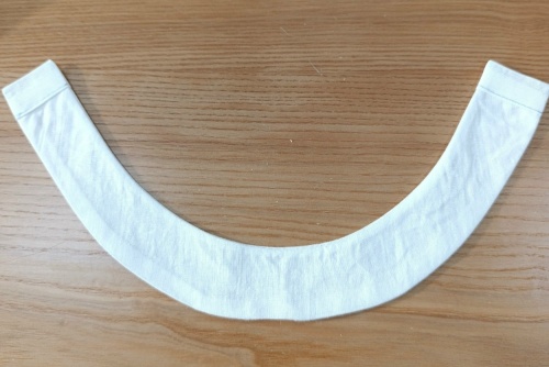 Выкройка блузы с имитацией чокера фото