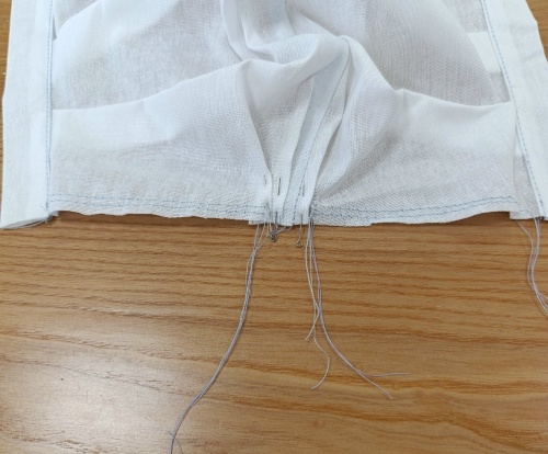 Выкройка блузы с имитацией чокера фото