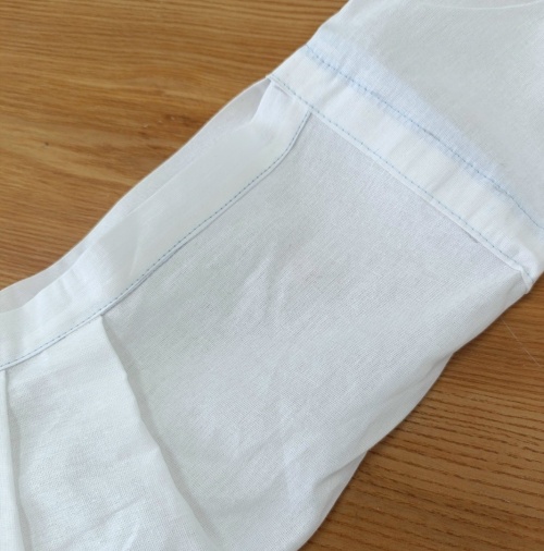 Выкройка блузы с имитацией чокера фото