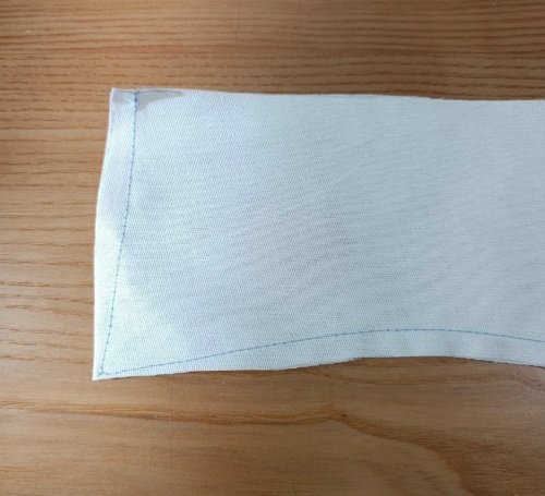 Выкройка блузы с имитацией чокера фото