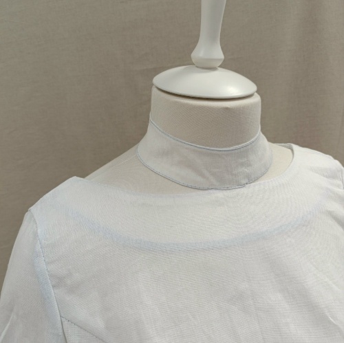 Выкройка блузы с имитацией чокера фото