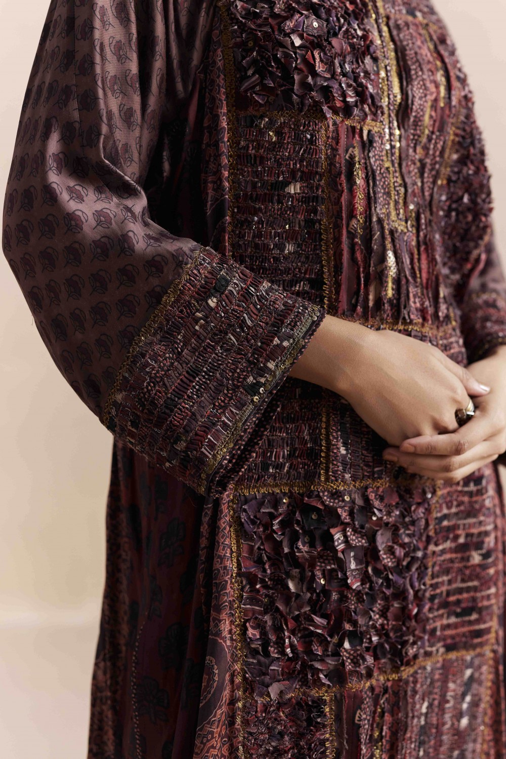 SUNIRA: между индийскими традициями и японскими ремеслами фото