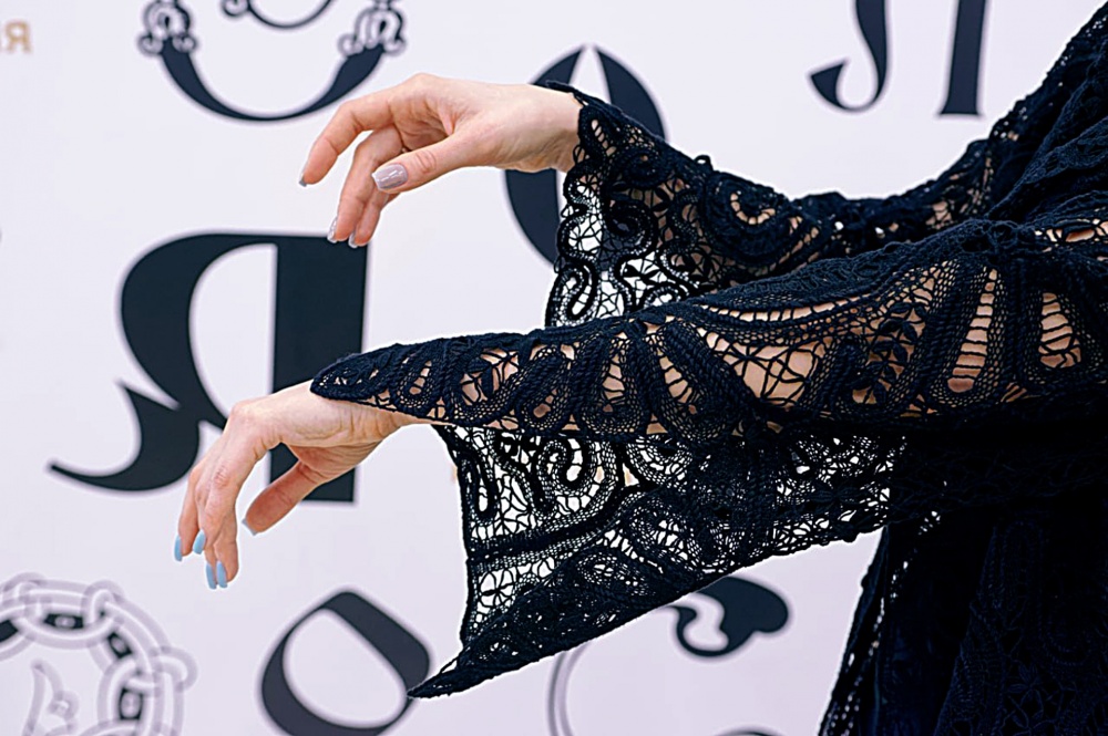 Елецкие кружева: отблески солнца на каплях росы фото