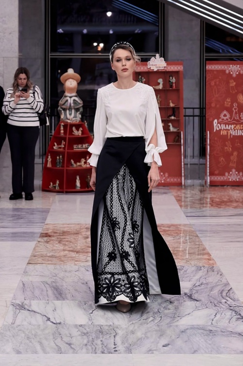 Елецкие кружева: отблески солнца на каплях росы фото