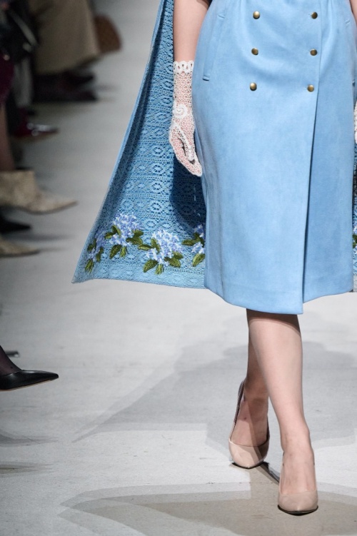 Елецкие кружева: отблески солнца на каплях росы фото