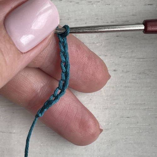 Объемная вышивка шнуром: стильный акцент для пояса — бесплатный мастер-класс фото