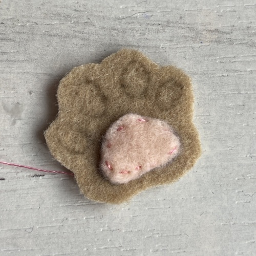 Аппликация «Лапка»: бесплатный мастер-класс для начинающих фото