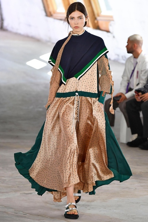 Азиатский стиль в одежде: гармония традиций и современности фото