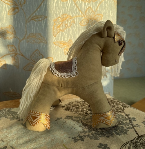 Как сшить мягкую игрушку «Лошадка Гриша». Фото-мастер-класс фото