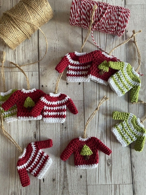 Вязаные ёлочные игрушки: тёплое украшение для зимнего дома фото