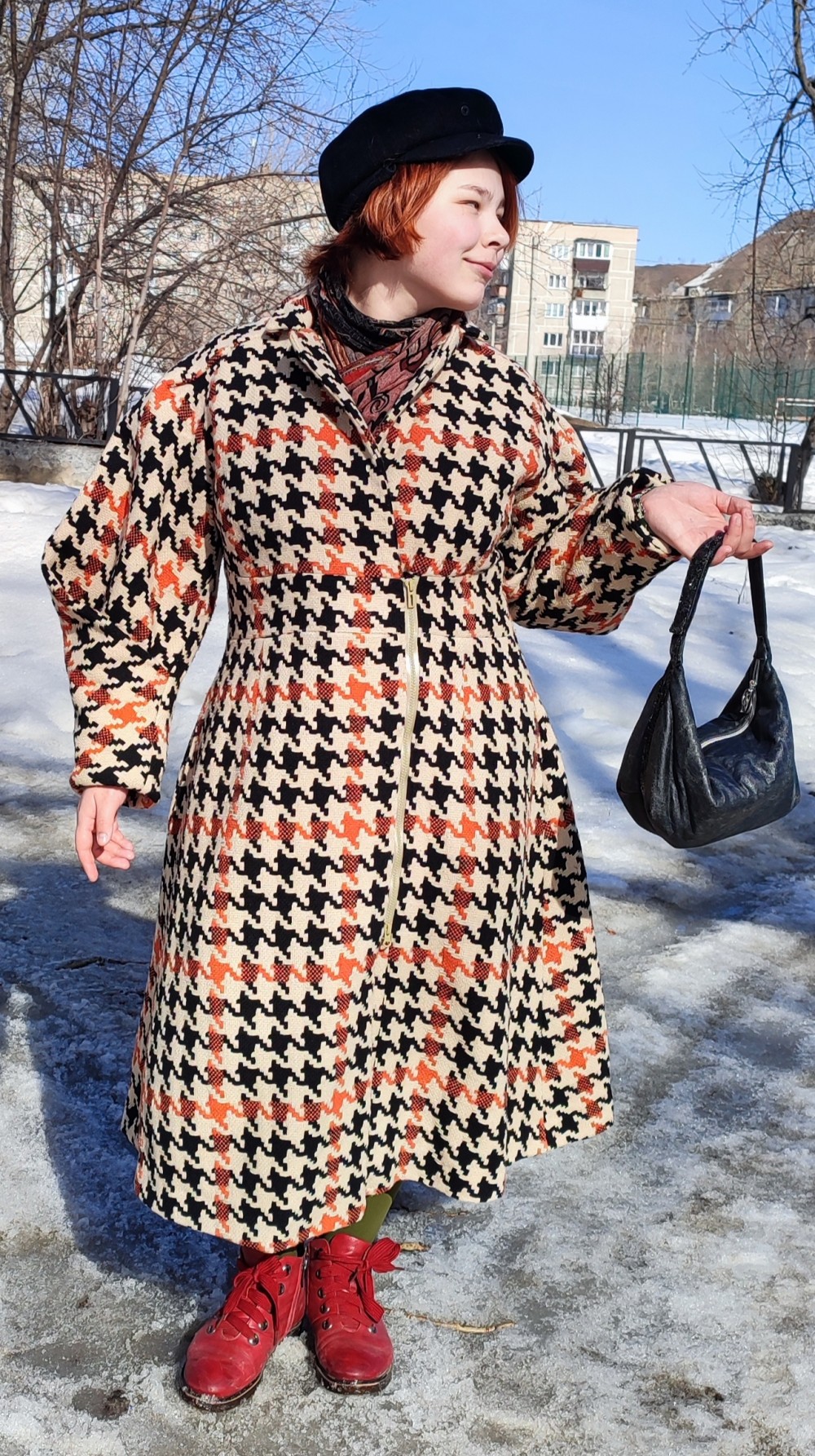 Пальто с рукавом-оригами фото