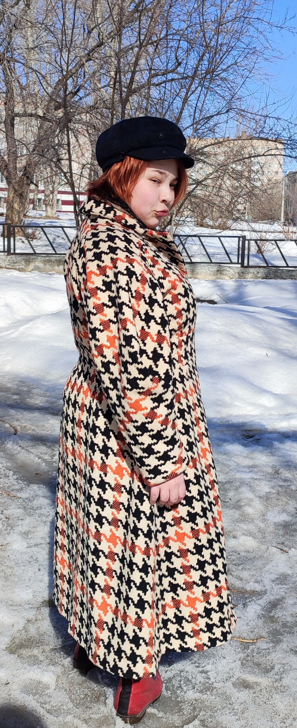 Пальто с рукавом-оригами фото