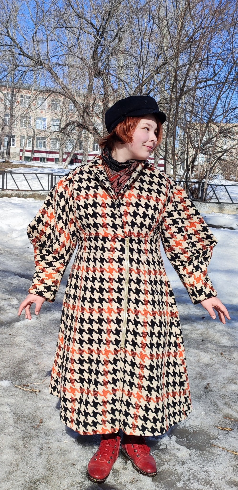 Пальто с рукавом-оригами фото