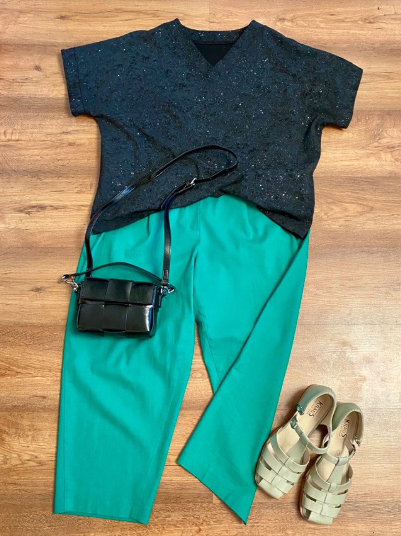 Футболка «Акира» и трикотажная юбка  фото