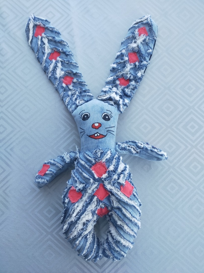 Зайчик-Помогайчик фото