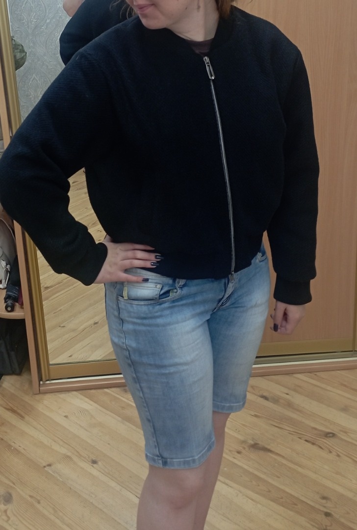 Куртка бомбер  фото