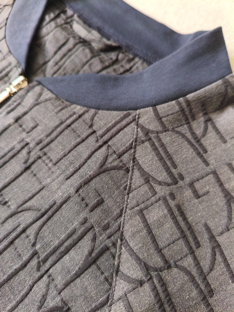 Женский бомбер из коллекции Ассоль фото