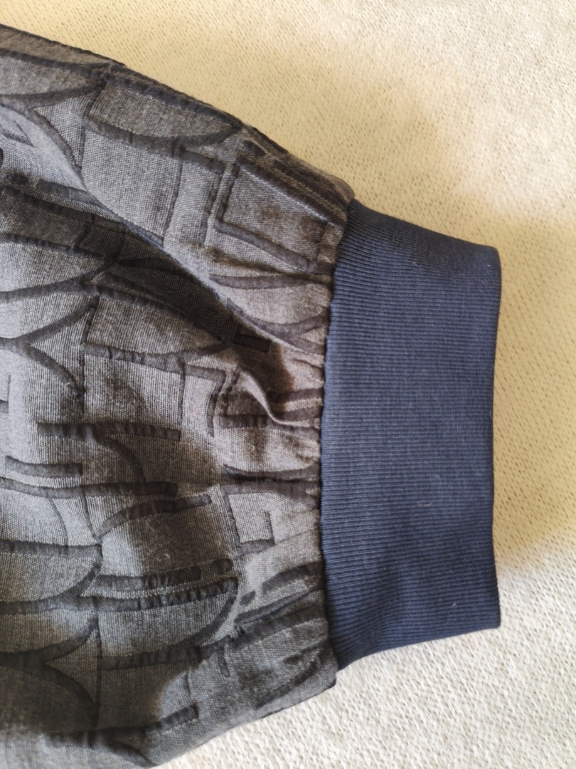 Женский бомбер из коллекции Ассоль фото