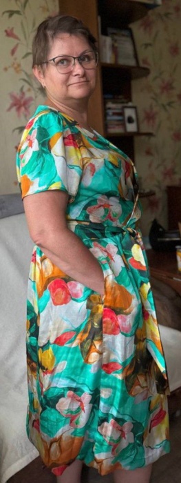 Платье с запахом в японском стиле