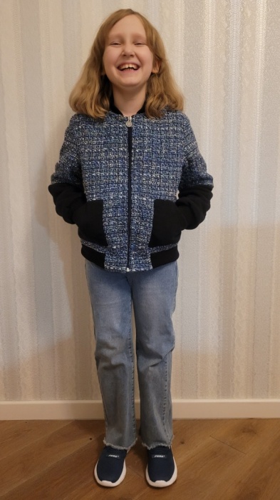 Бомбер для дочки