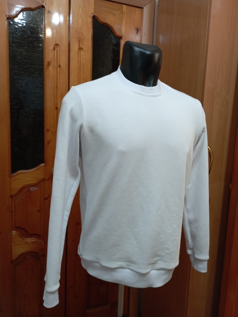 Свитшот на основе выкройки мужского худи с застежкой-молнией фото