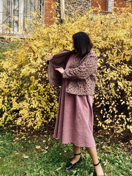 Гламурная фуфайка в модной хищной расцветке