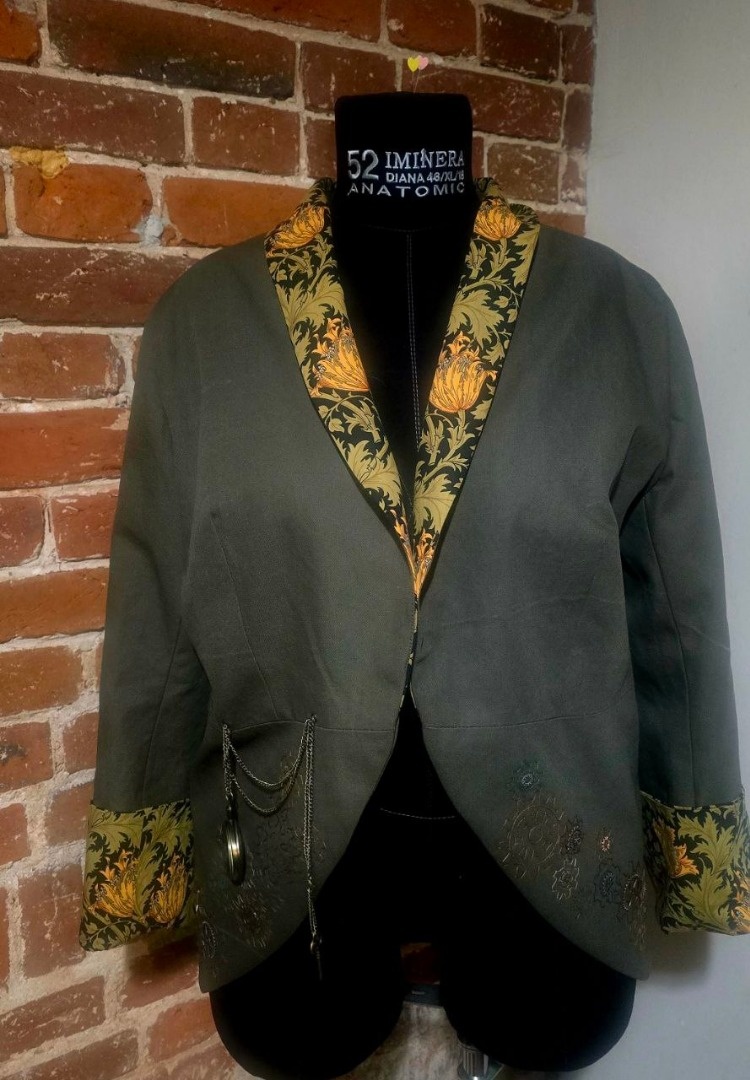 Фрак с шестерёнками фото