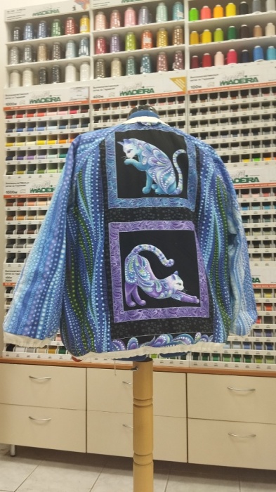 Бомбер «Ассоль» для кошатницы