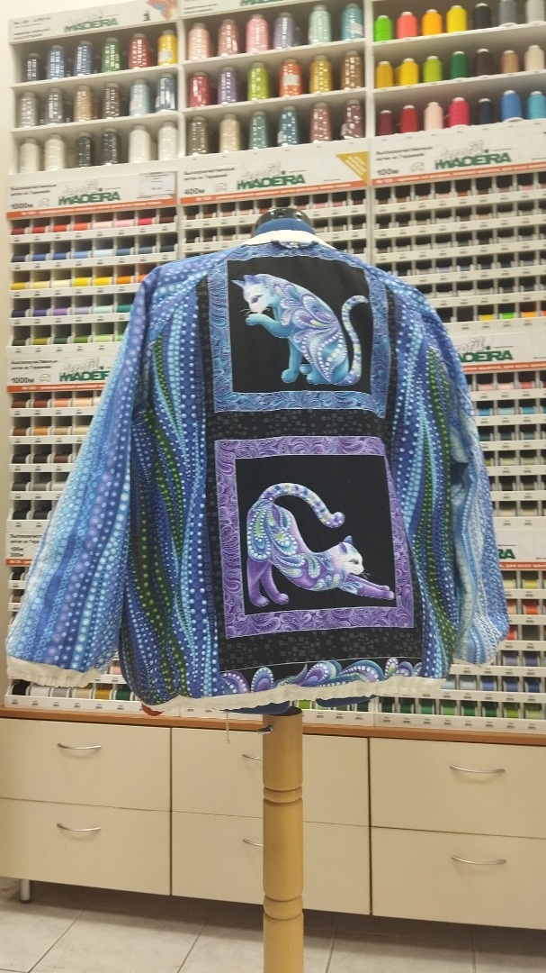 Бомбер «Ассоль» для кошатницы фото