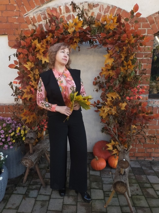 Осенний променад по замку Тапиау в костюме «Икигай»