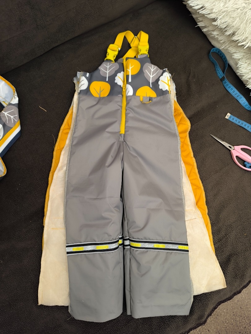 Комбинезон зимний детский  фото