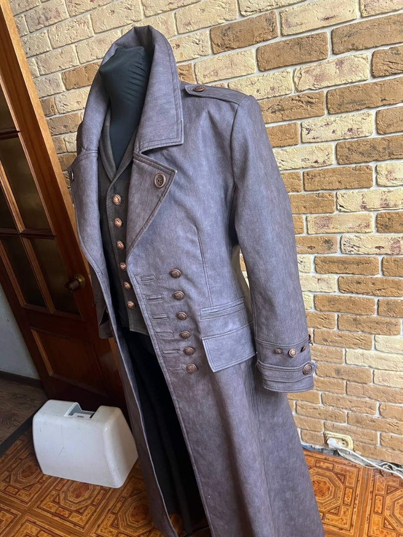 Пальто из кожзама фото