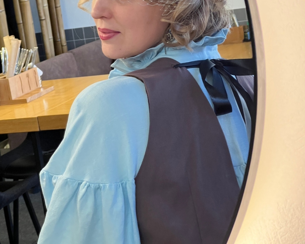 Стильный, женственный, благородный деловой образ фото