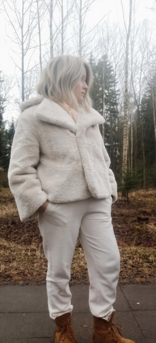 Шубка «Почерк»