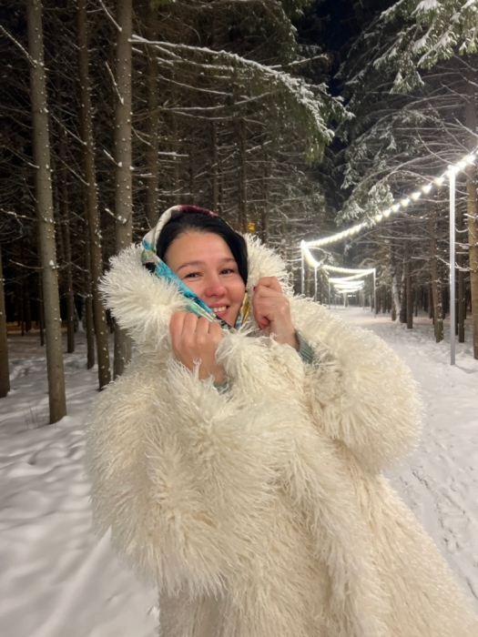 Зима, холода, поэтому в пошиве на первом месте — ШУБА!