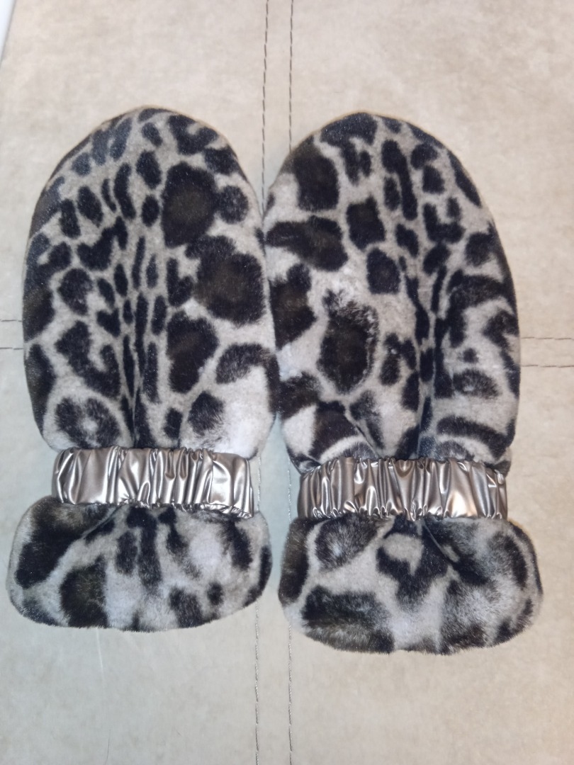 Рукавички под шапочку-ушаночку фото