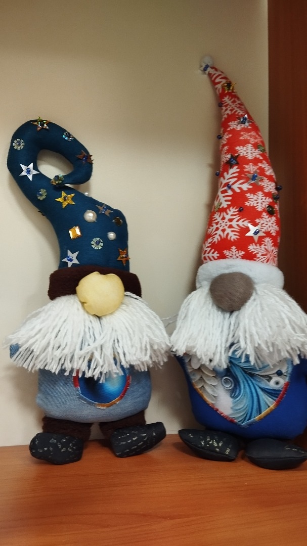 Троица гномов фото